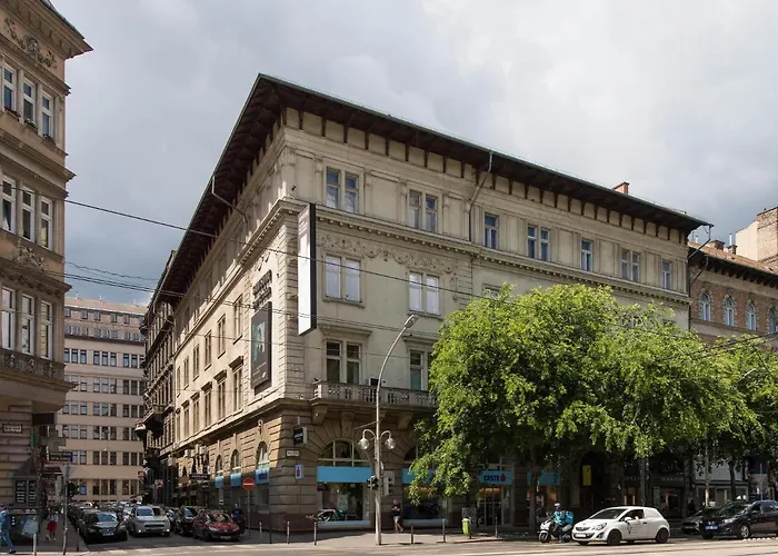 Cityheart Apartment